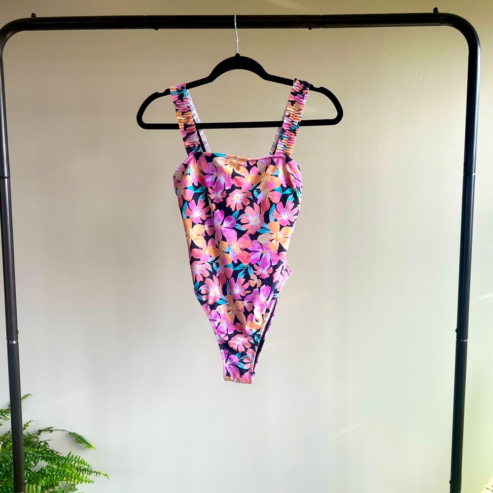 Vintage high cut one piece